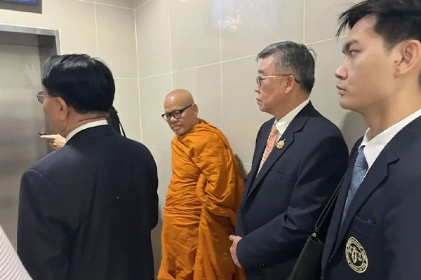 สะเทือนวงการสงฆ์! ศาลอนุมัติหมายจับ “พระธรรมวชิรานุวัตร”